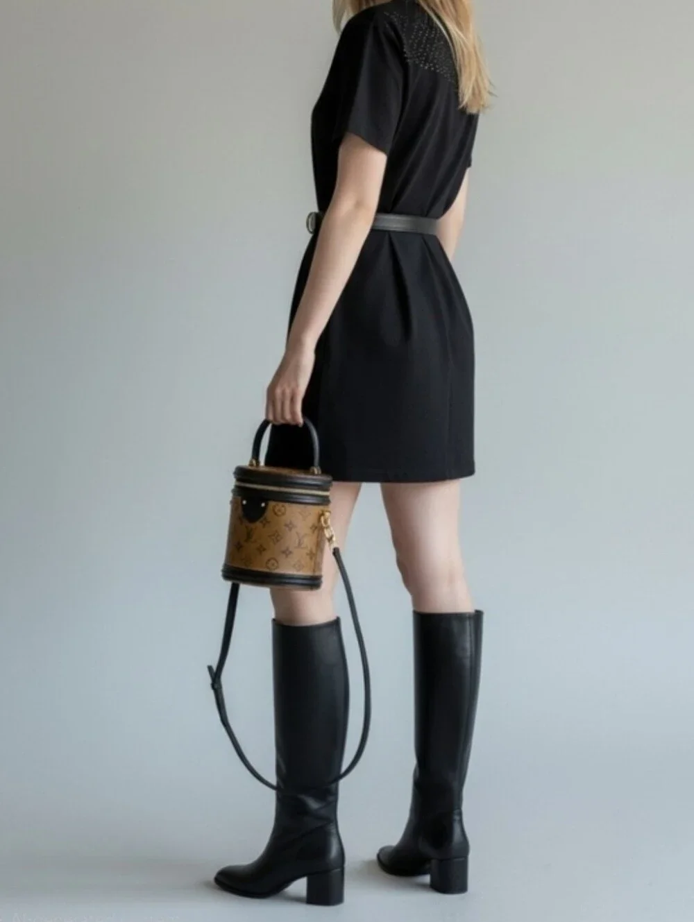 2x Available: Louis Vuitton Cannes Monogram Reverse Crossbody EXCLUSIVE SHOWCASE